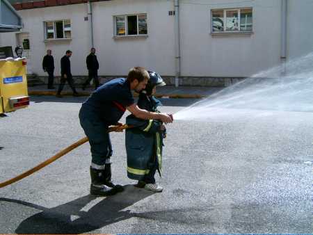 Con los bomberos