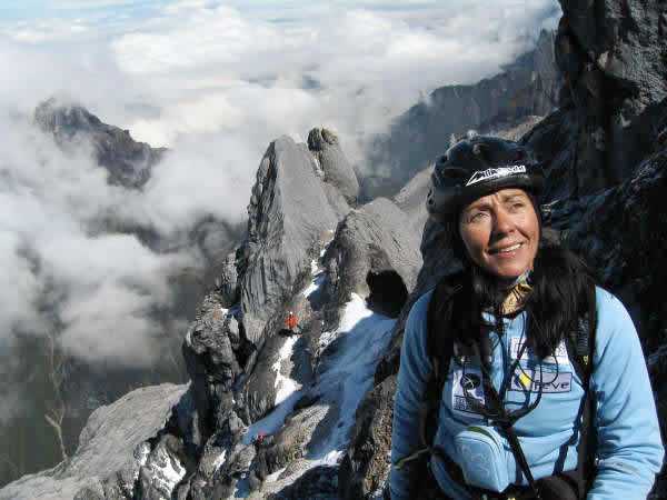 Rosa en la Pir�mide de Carstensz 2006
