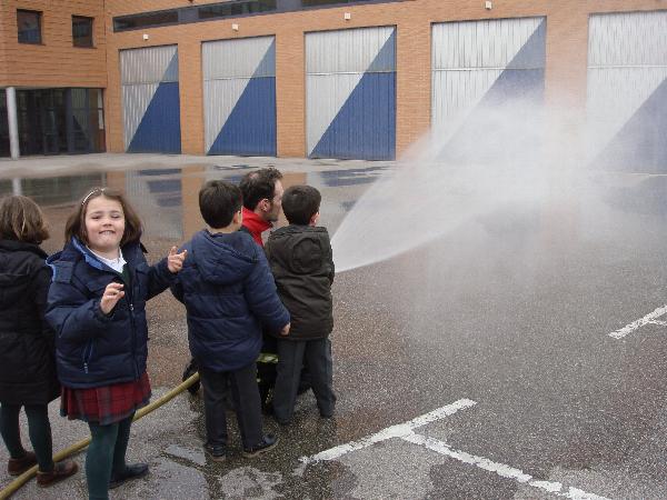 Con los Bomberos