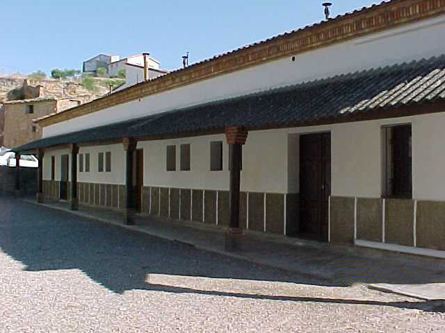 Consultorio m�dico, y biblioteca