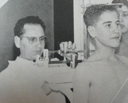 Trabajando en la Cl�nica Curso 1959-1960